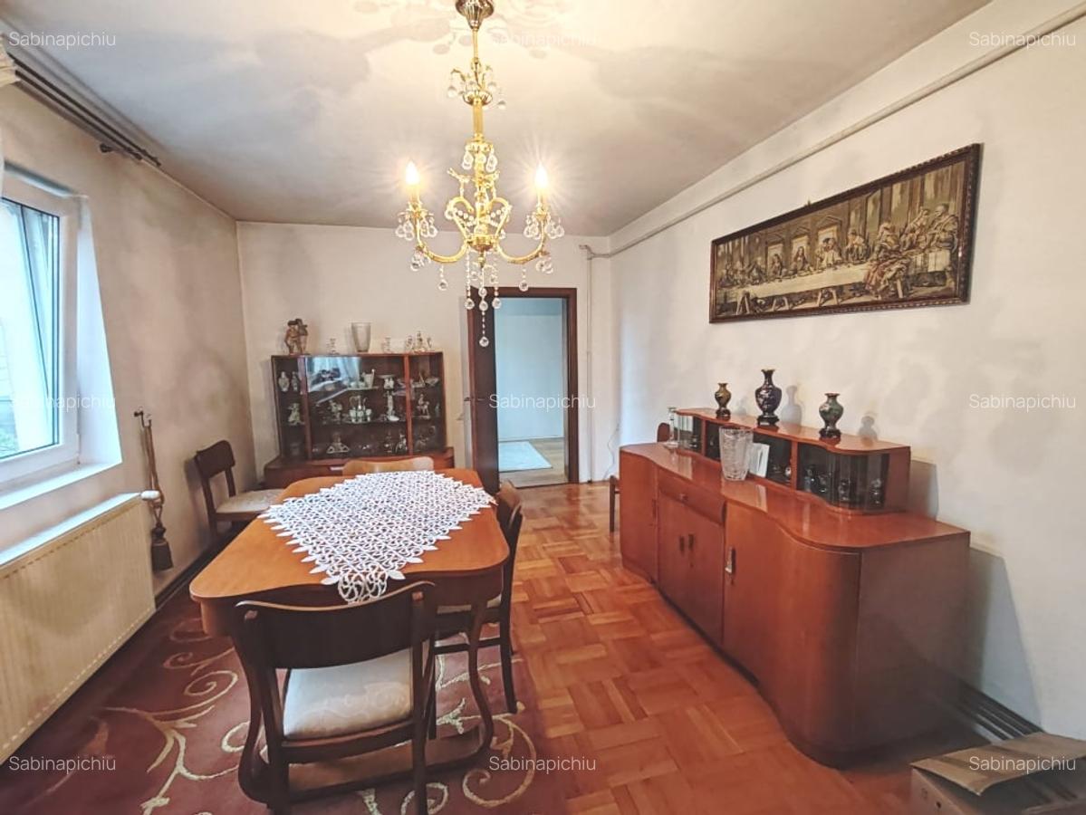 De vanzare - apartament spatios in casa, situat ultracentral - 3