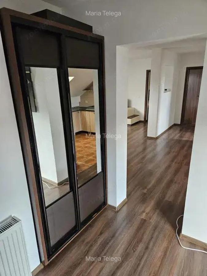 3 camere de inchiriat in Bra?ov, la mansarda, 10 min de mers pe jos de Centru - 4