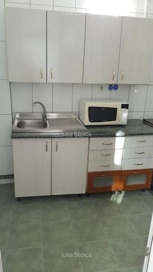 De vanzare Apartament 4 camere Kogalniceanu rond, Sector 5 - 10 De vanzare Apartament 4 camere Kogalniceanu rond, Sector 5 - 10