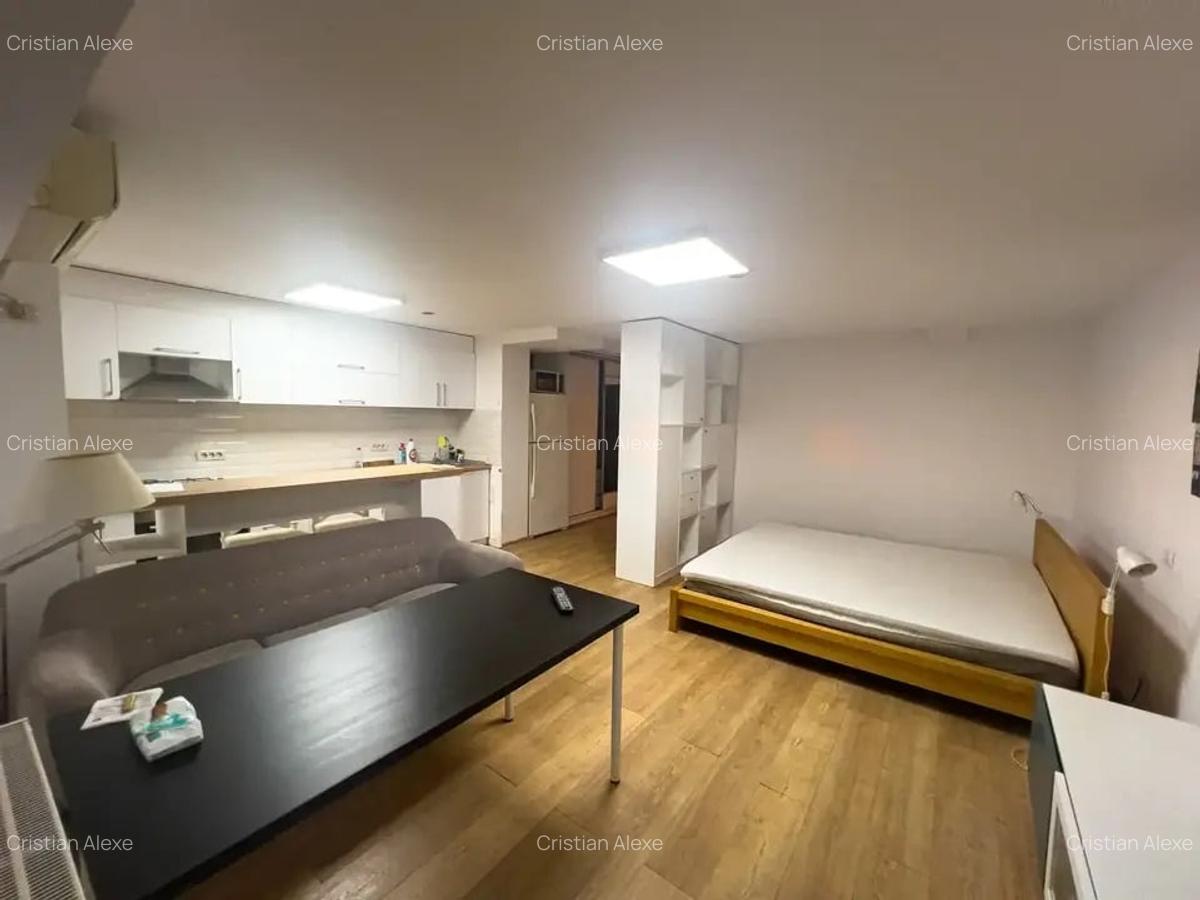 Garsoniera Mall Vitan Bloc Reabilitat Mutare Imediata - 2