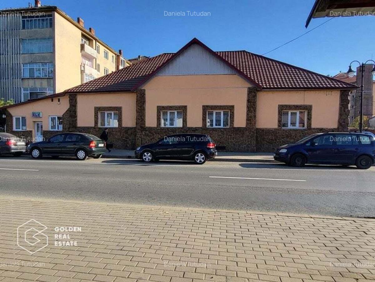 Casa cu teren de 842 mp, oras Lipova - 1