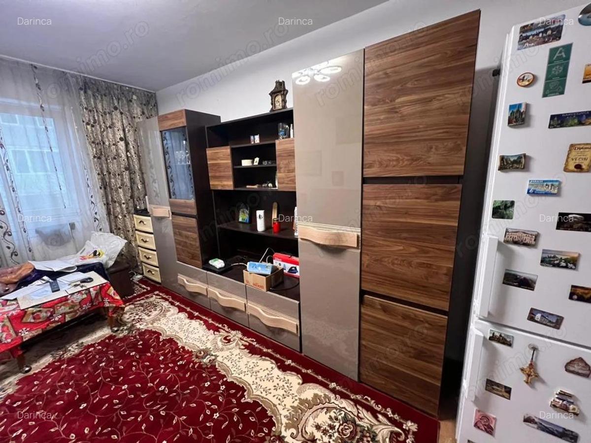 Garsoniera .. etajul 1 .. 38500 euro .. Buziasului - 2