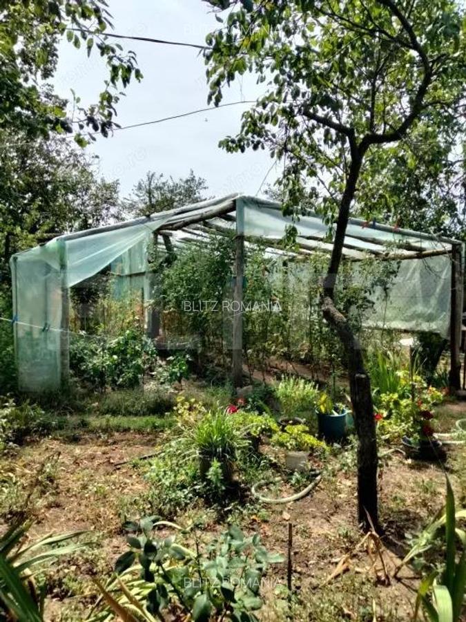 Casa renovabila/demolabila cu 2300 mp teren, Varvor/Bujoru - 2