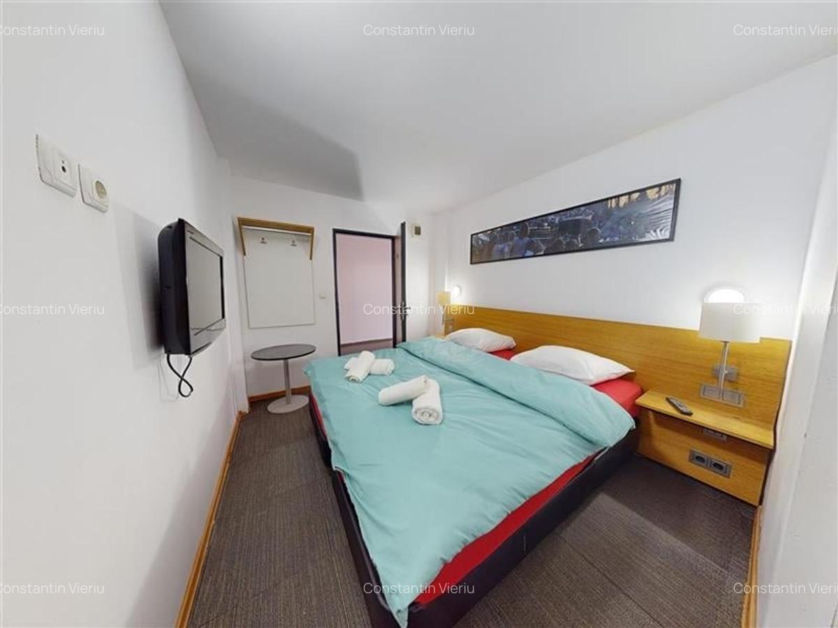 LIVE! Motel sub proiect inovator,design eco-friendly,confort optimizat,Cristian, - 33