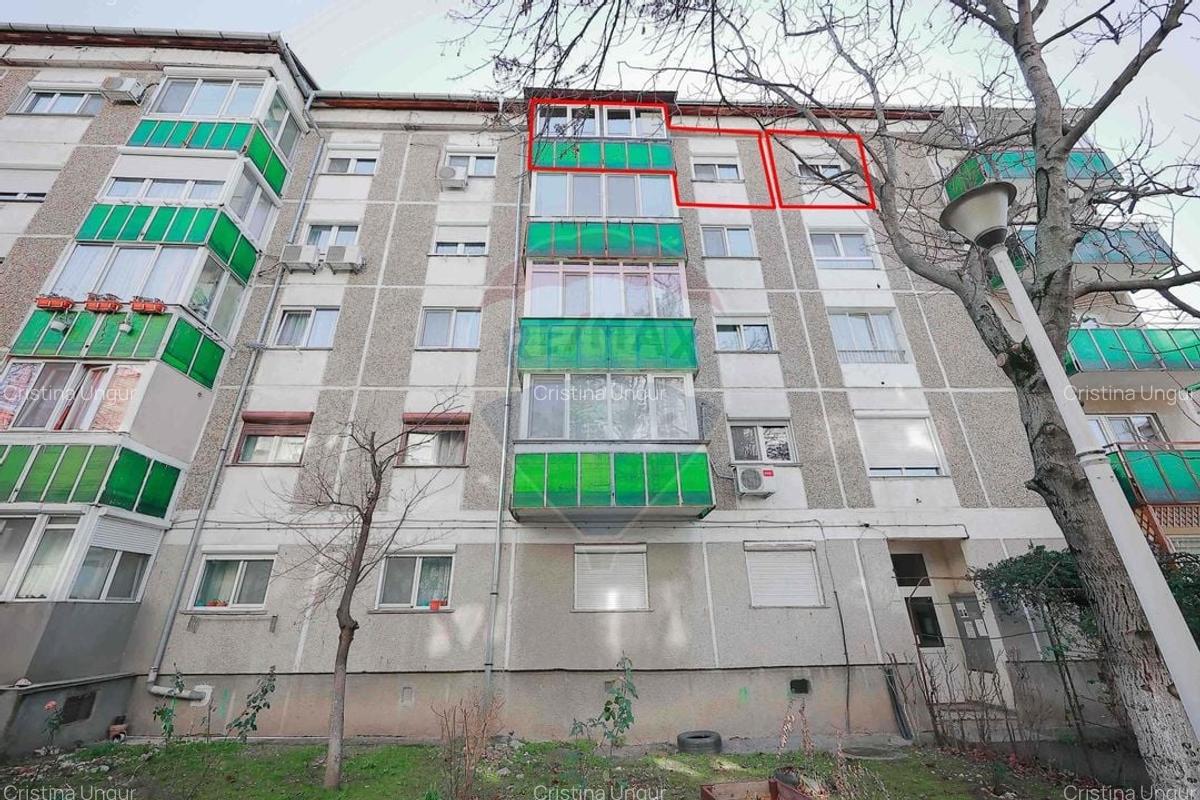 Apartament cu 3 camere + garsoniera de vanzare in zona Decebal - 14