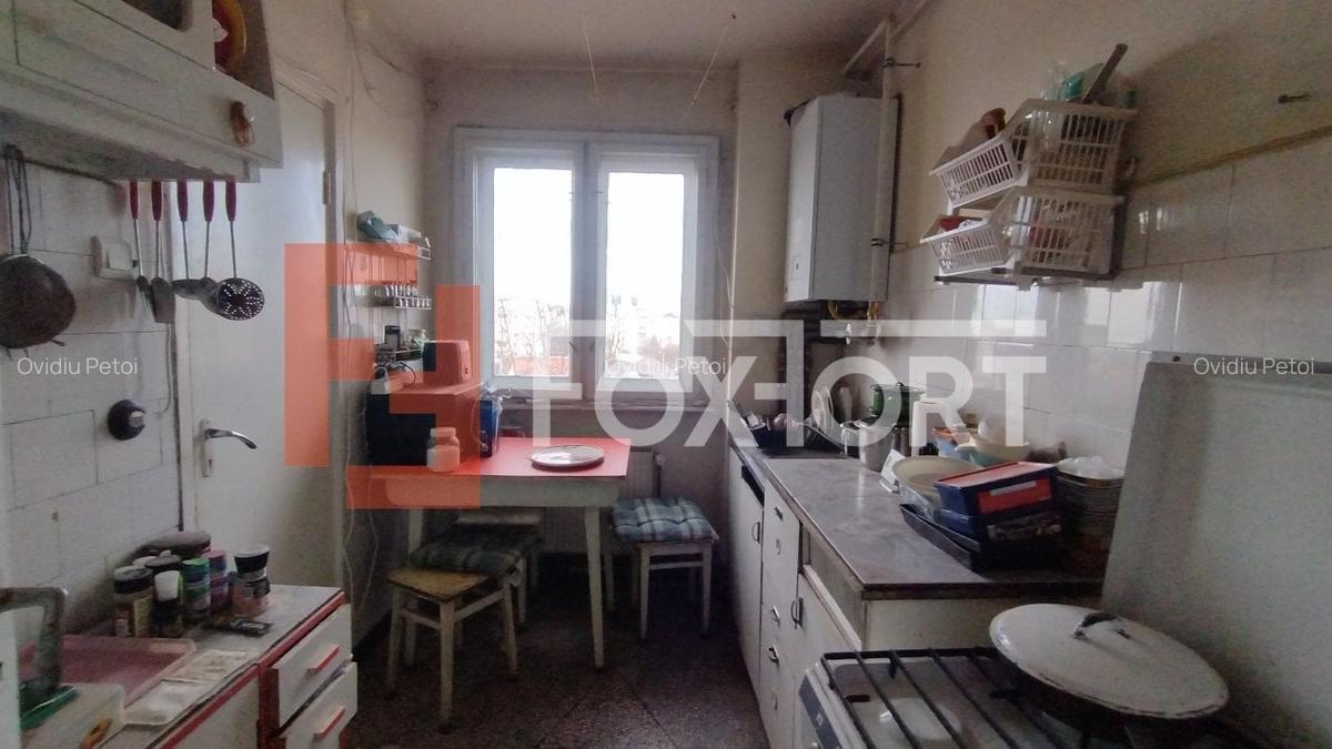 Apartament 4 camere, Zona Cetatii, bloc cu acoperis - 2