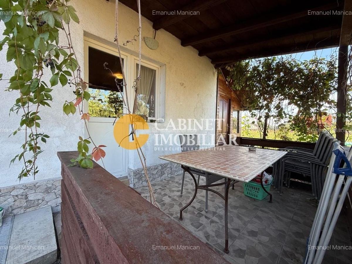 Aroneanu - Casa la asfalt - 420mp teren - 3 camere - Canalizare - 14