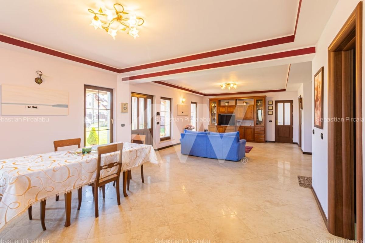 Casa deosebita in Fagaras - ultrafinisata, spatioasa si eleganta - 3