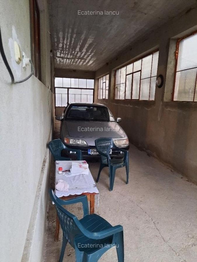 Casă cu 6 camere în Românești - 18
