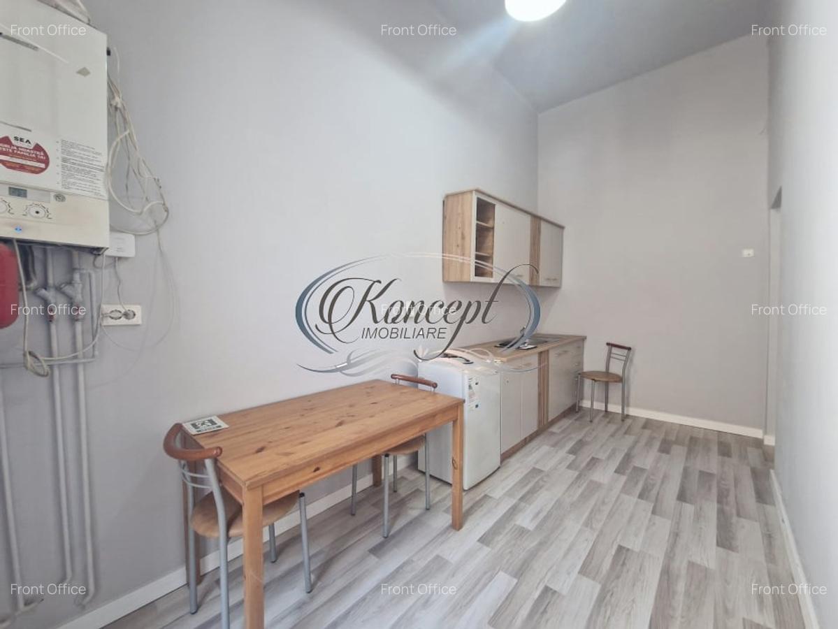 Apartament spatios, renovat, in centrul istoric - 8