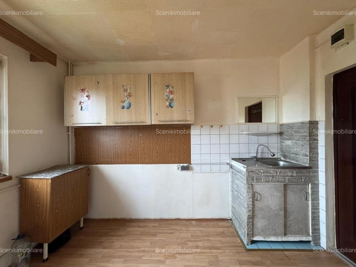 Cartier Florilor, Aleea Violetelor, garsoniera cu baie separata pe etaj - 4