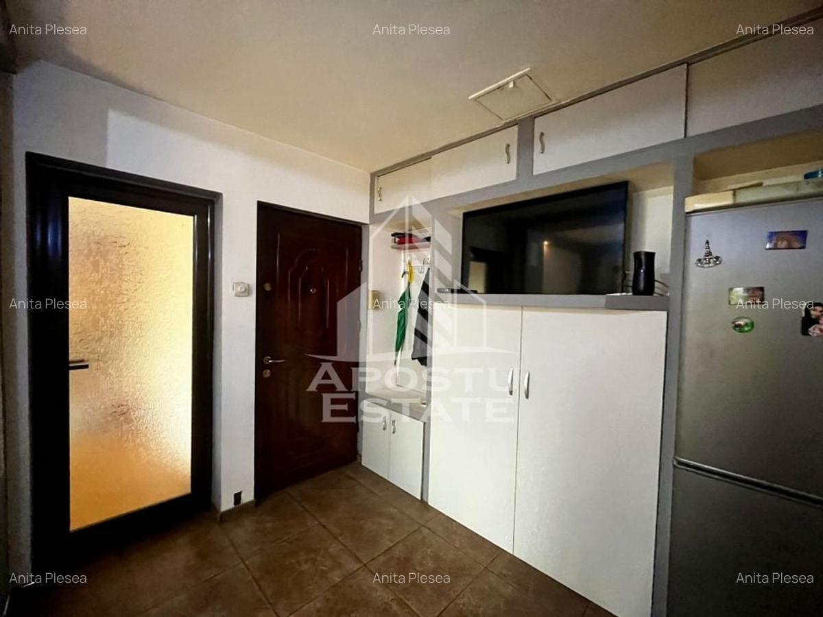Apartament 2 camere,decomandat,zona Lipovei - 11