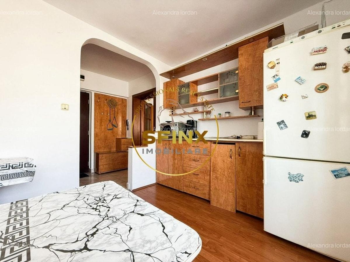 Apartament cu 3 camere semidecomandat, mobilat în Obor - 12