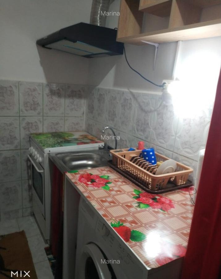 Garsoniera de inchiriat in zona Gradina, etaj 1. - 2
