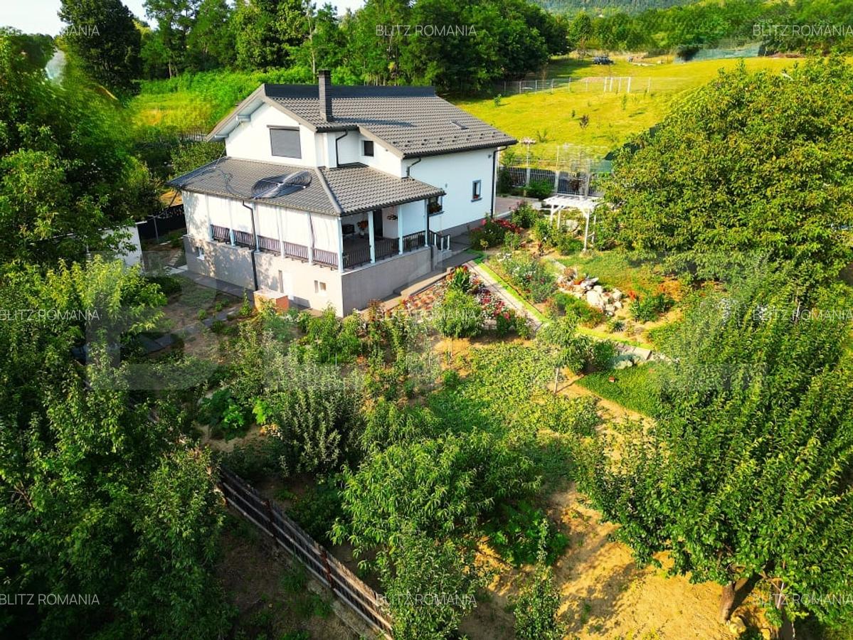 Casa 5 camere in Barnova, 150 mp utili si 1000 mp teren - 17