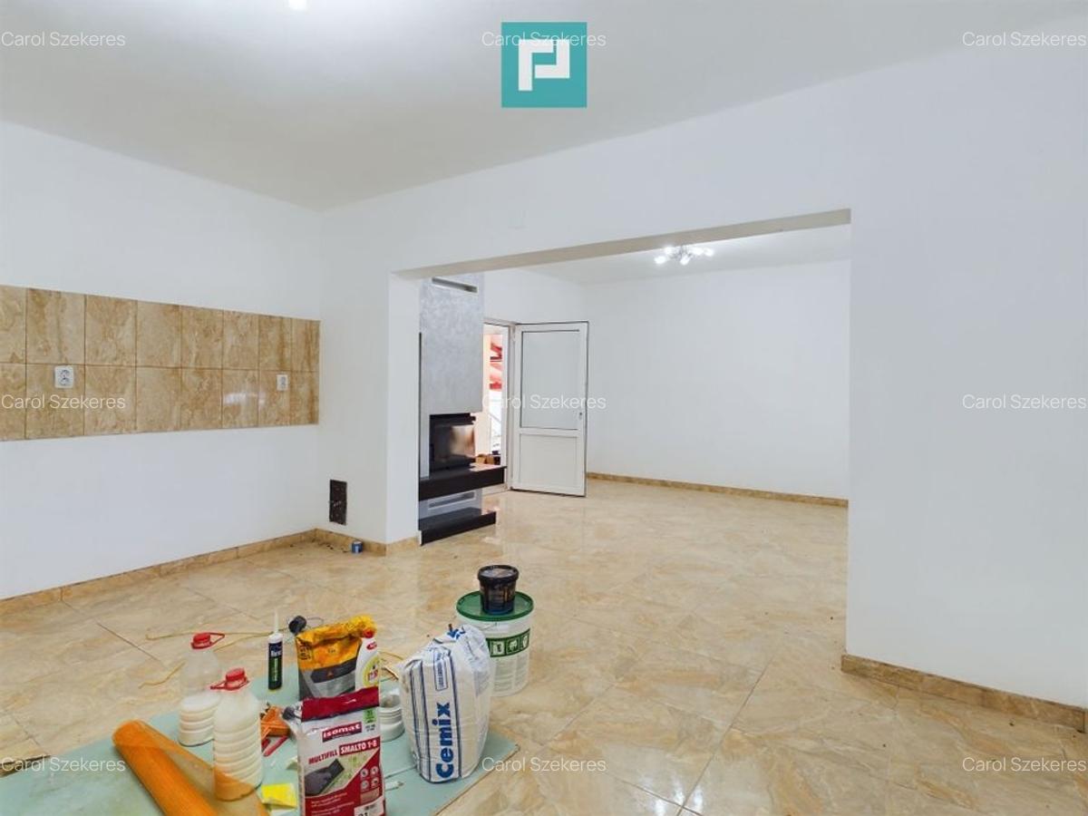 Casă tip duplex cu teren generos în Dezna - 5