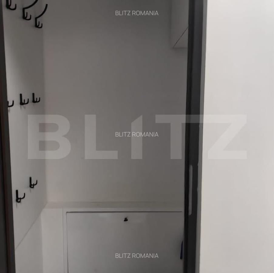 Apartament 3 camere, 55mp, zona Podul de Fier - 11