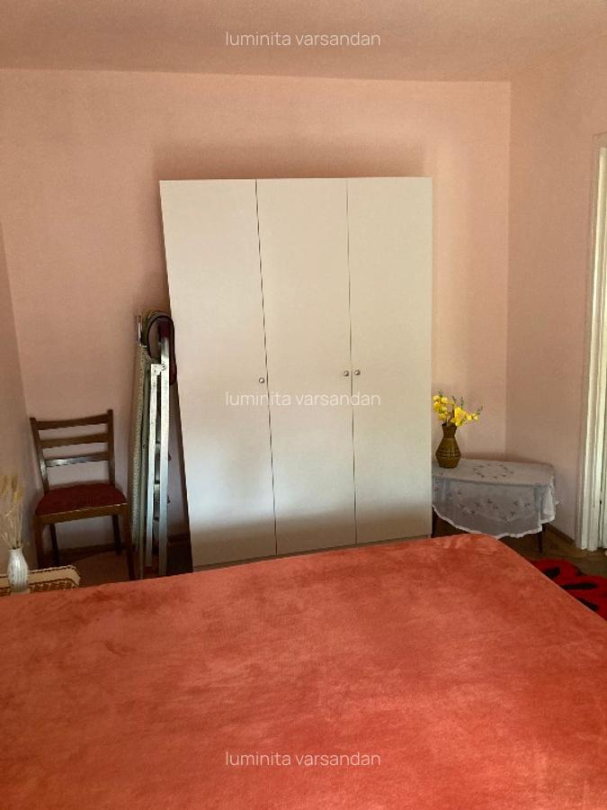 VAND APARTAMENT 2 camere - 58000 euro zona ultracentrala - 4