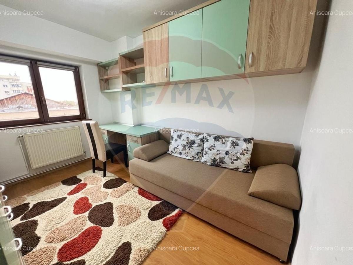 Apartament cu 3 camere de inchiriat in zona centrala - 3