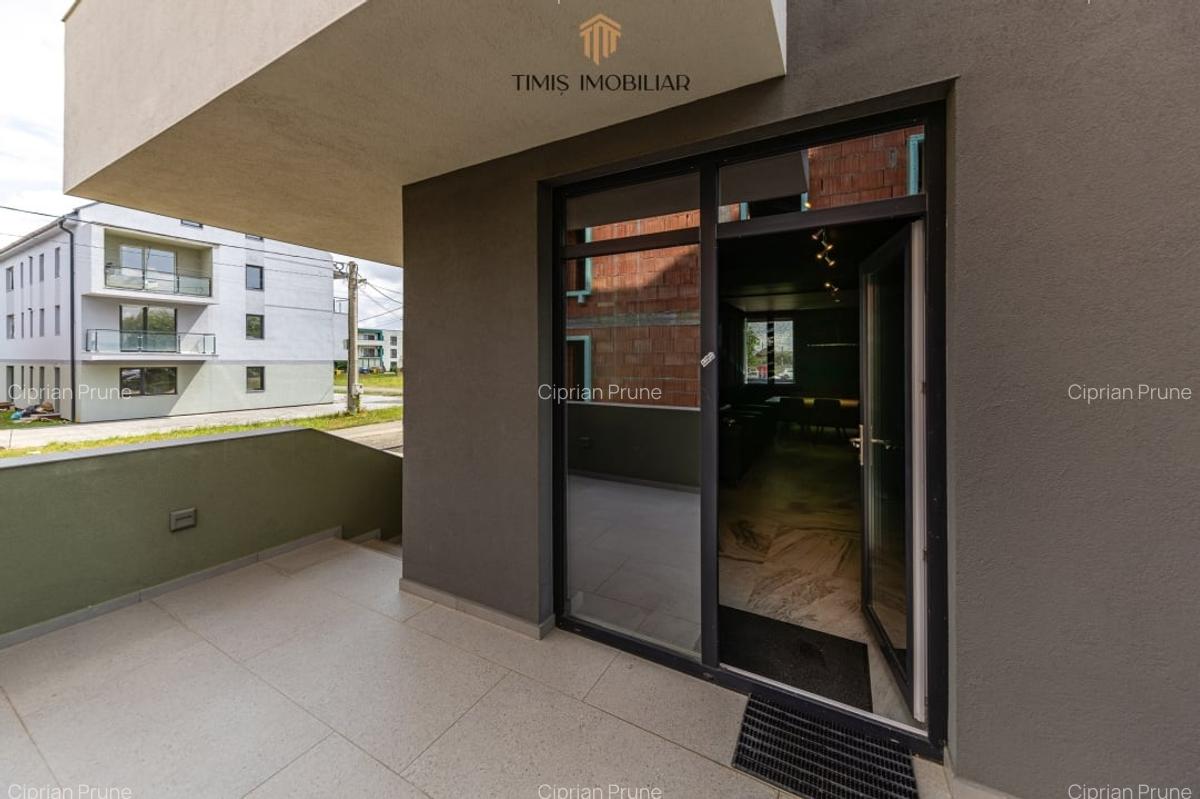Spatiu comercial ultramodern  - terasa, 2 parcari & intrare separata - 4