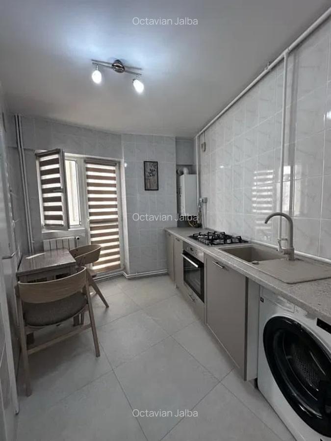 Apartament de 2 camere, renovat, decomandat, langa metrou - Dristor - 4
