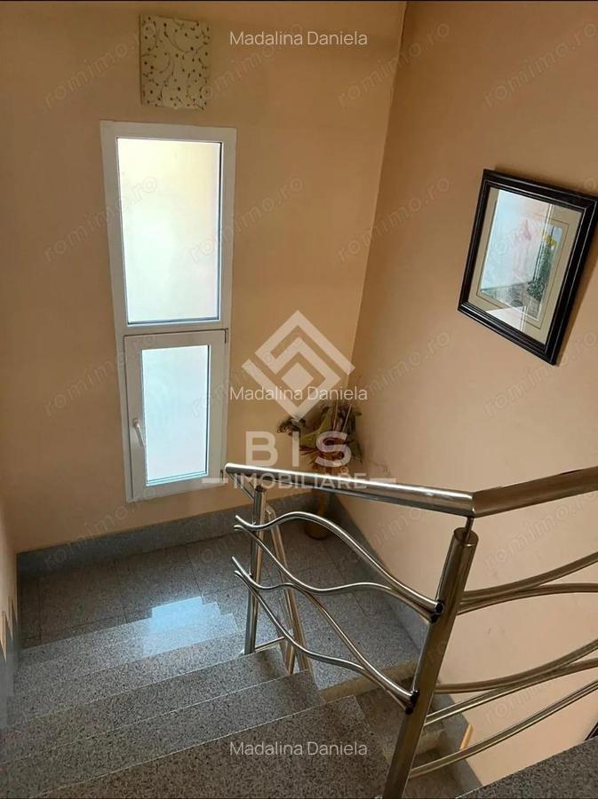 Casa de vanzare - Zona Unirea - 1