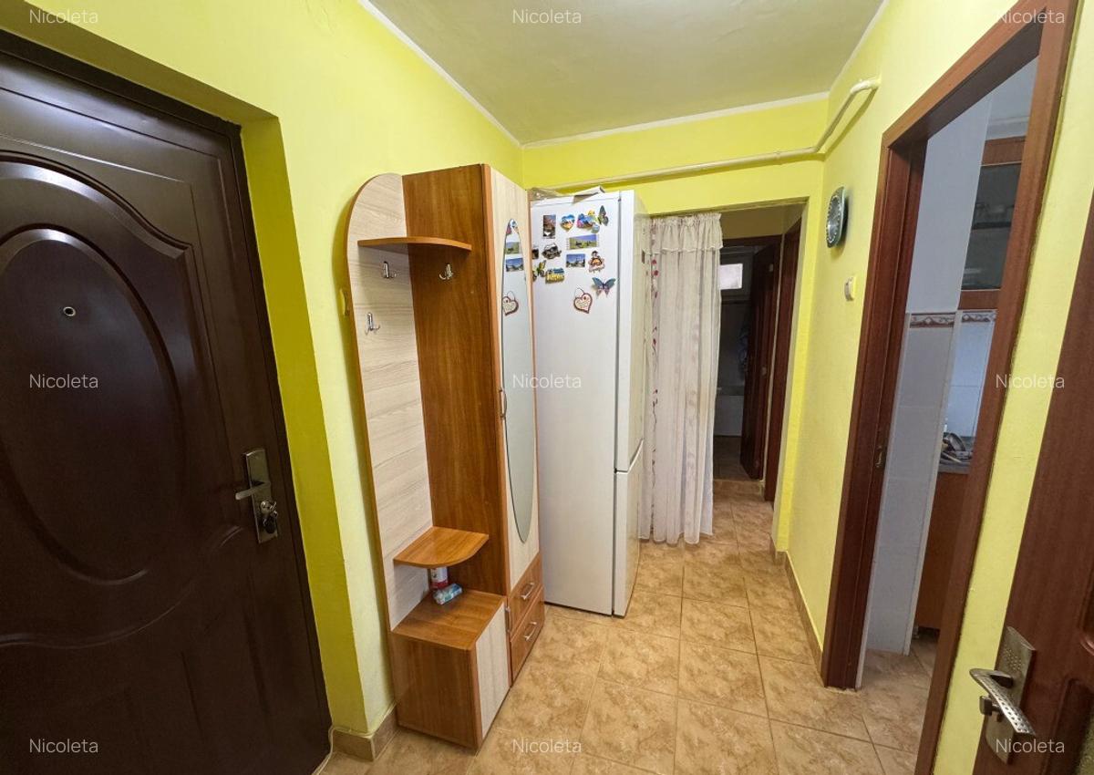 Vand apartament 2 camere decomandate - 5