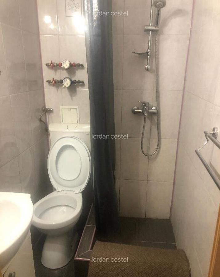 Titan-Trapezului garsoniera - 4