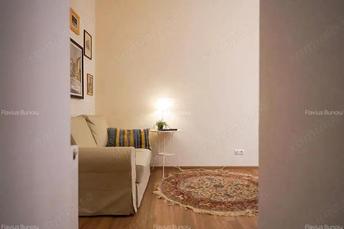 Apartament ultracentral, 2 dormitoare, 58 mp. 120 000 E. Comision 0. - 4