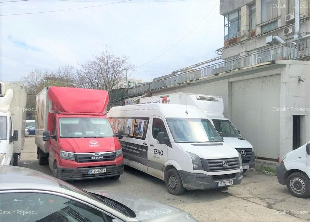 Zona Piata Delfinului 200mp impartit pe Parter 110 mp etaj 90 mp ideal depozit e - 1