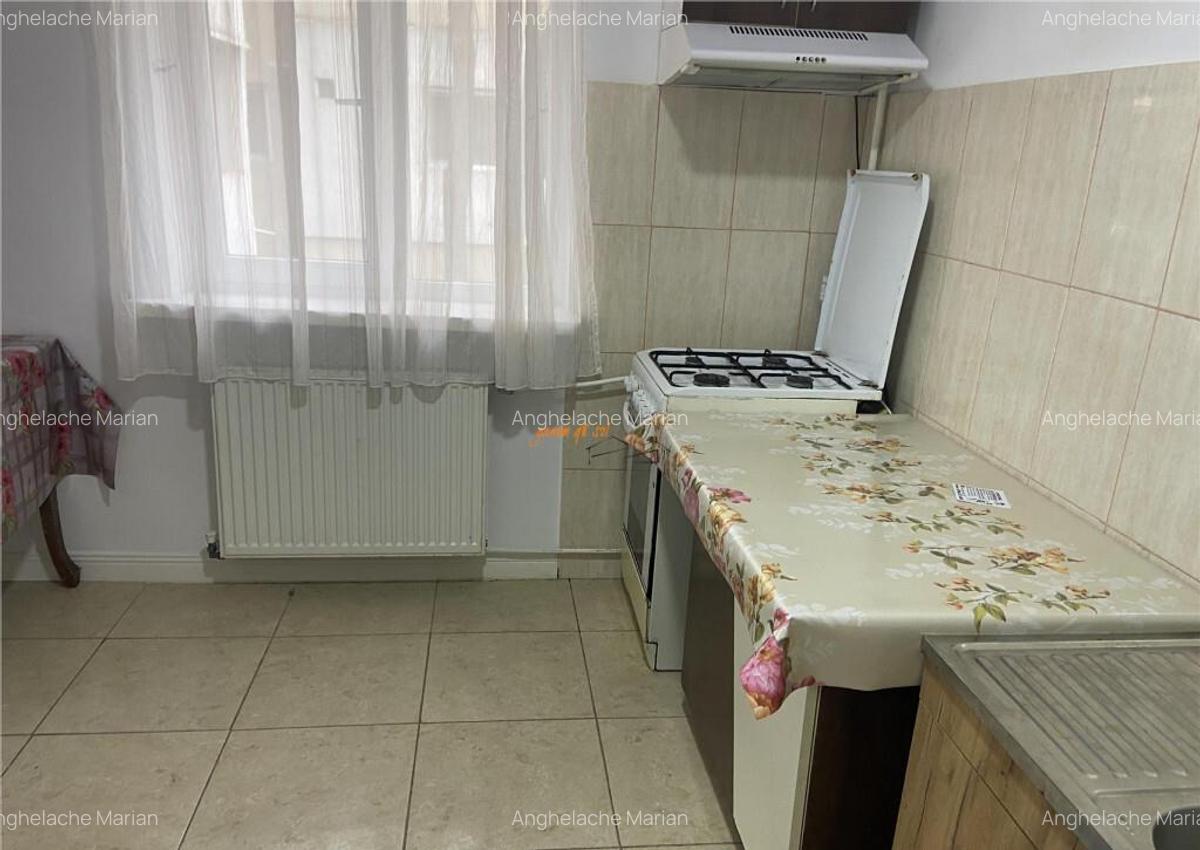 Apartament 2 camere , et 1/4 , ultracentral -Piata Moldovei - 9