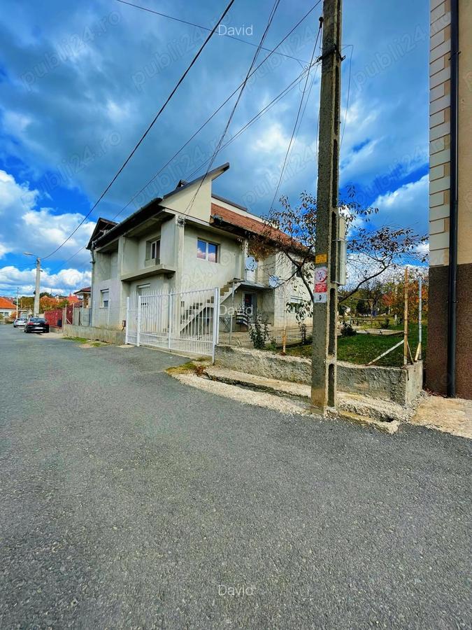 Casa de vanzare cu 6 camere, 900mp teren - 3 Casa de vanzare cu 6 camere, 900mp teren - 3