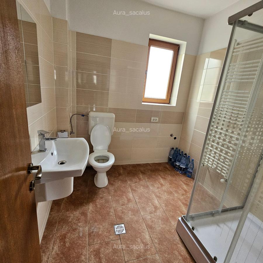 Apartament cu 3 camere decomandat în Sisești - 5