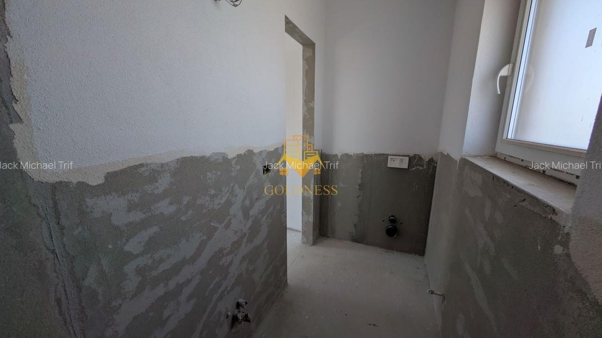 Vila, 4 Camere, Dezmir, Constructie Noua, 450 mp, 4 Bai, 2 Parcari - 24
