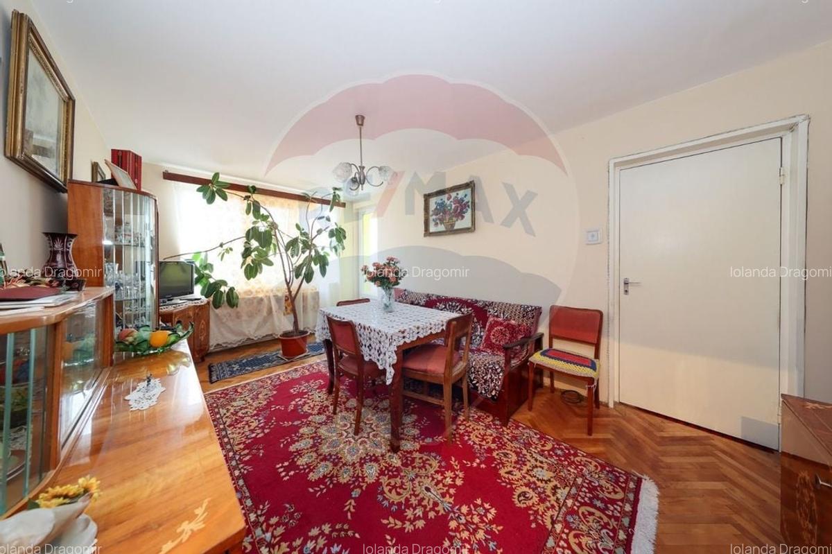 3 camere, 2 balcoane si 1 beci - Strada de Mijloc - BRASOV - 4