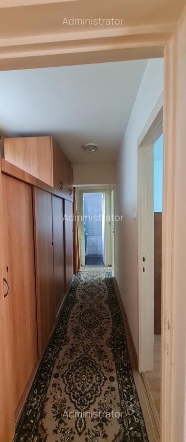 Apartament cu 3 camere semidecomandat în Astra - 3