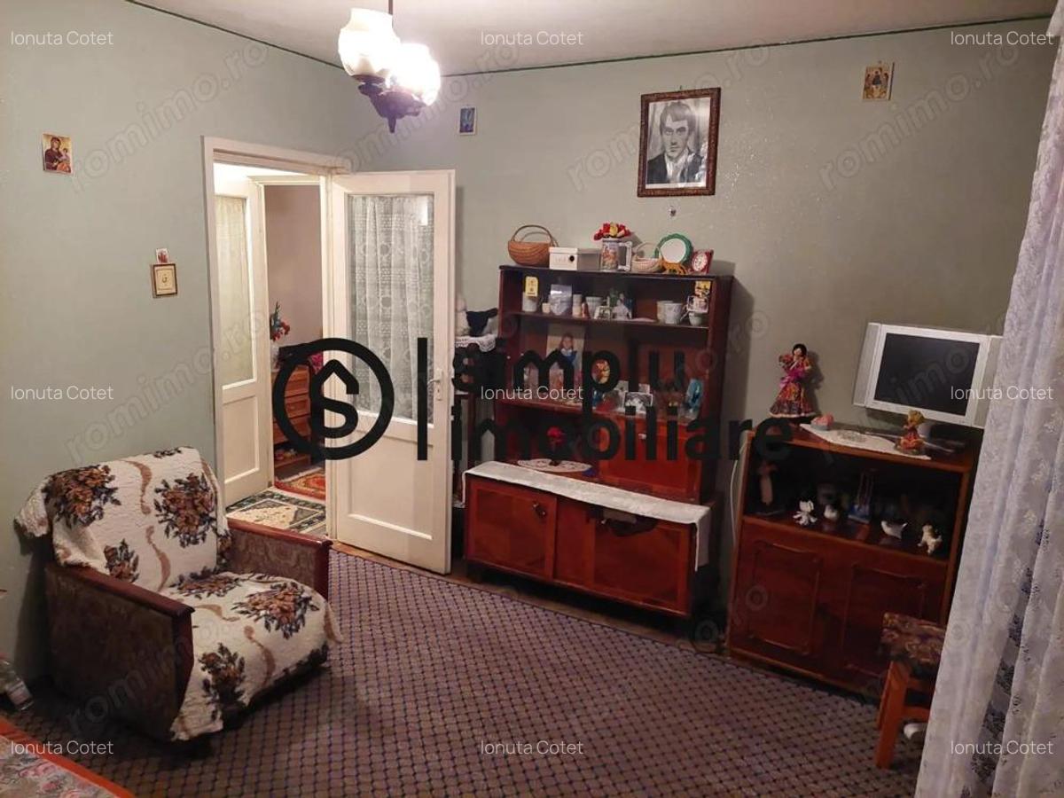2 camere, etaj 2/4, Severinului - 77 000 Euro - 2 2 camere, etaj 2/4, Severinului - 77 000 Euro - 2