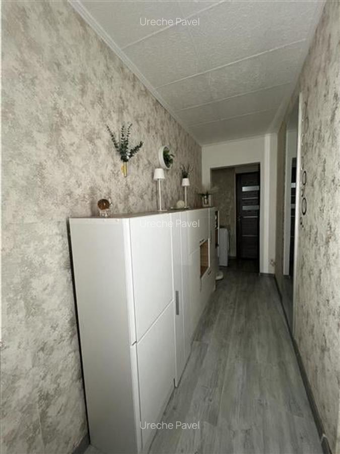 Apartament cu 3 camere decomandate si balcon etaj 2 zona Vasile Aron - 13