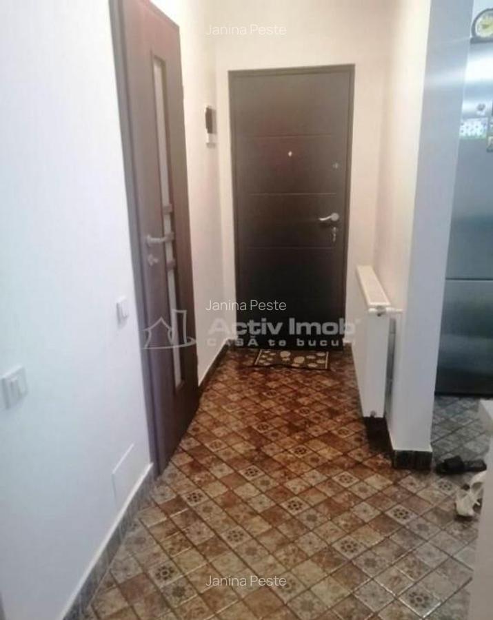 Casa - Prelungirea Ghencea- Cartierul Latin - 135000E - ne - 2