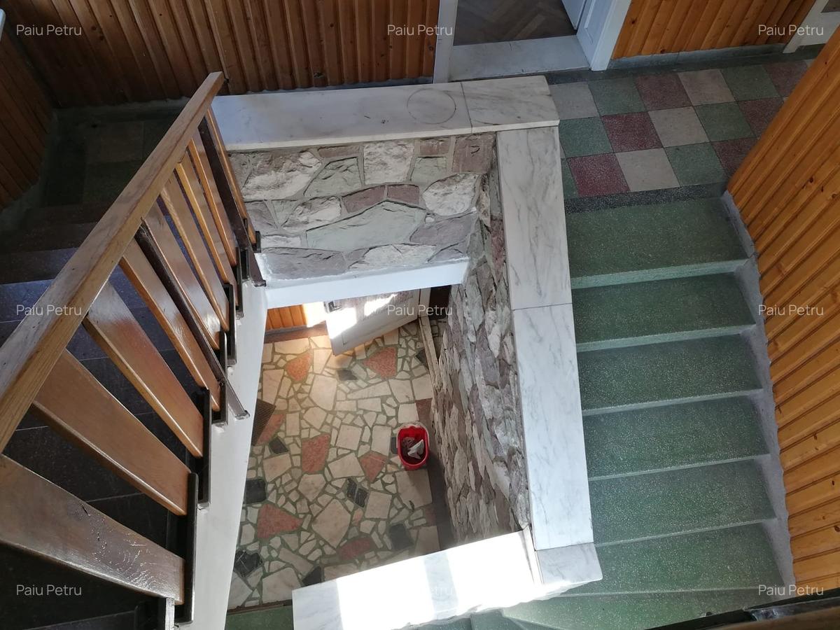 Casa zona Grivitei cu teren de 1000 mp. - 2