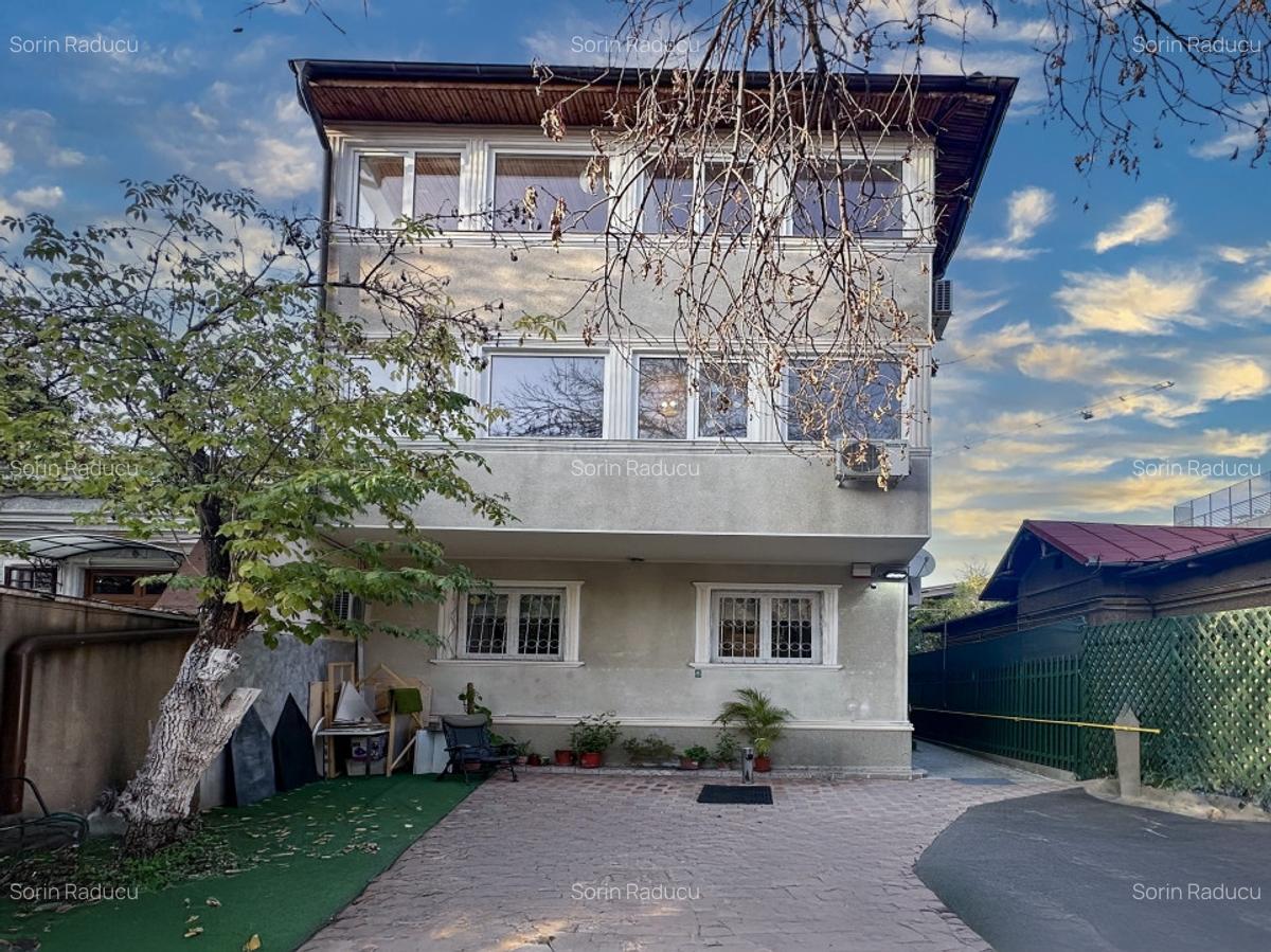 Casa Versatila pentru Locuinta sau Birouri, de Inchiriat in Zona Eminescu - 1