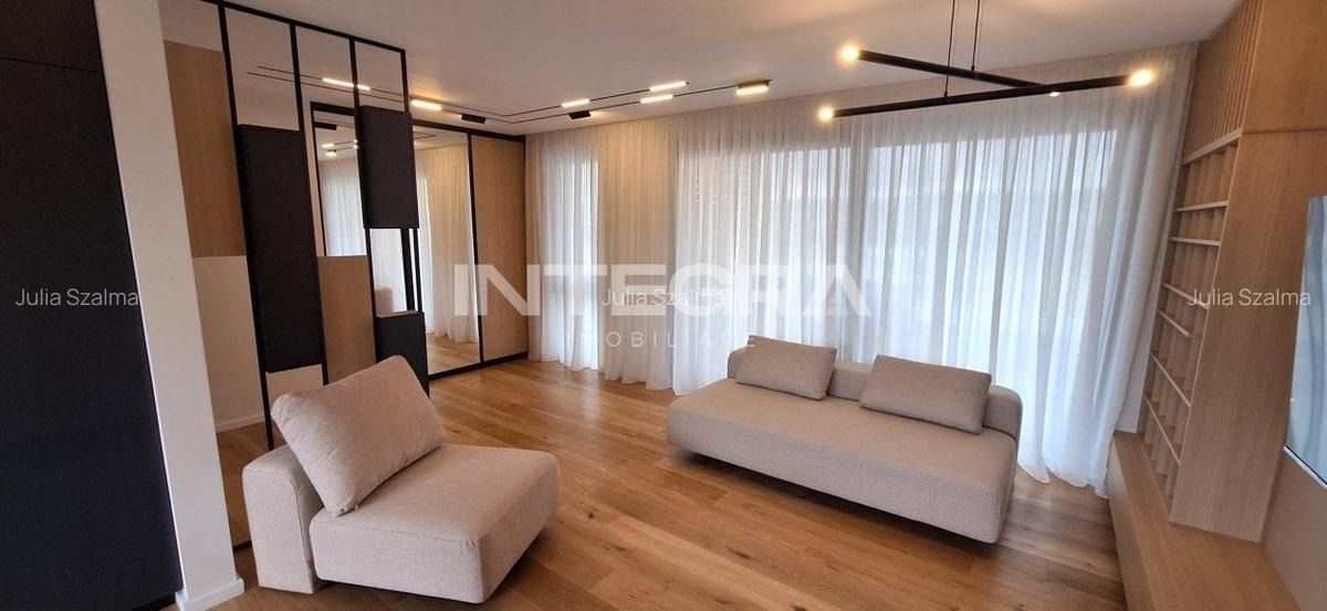 De Inchiriat Penthouse De Lux | Zona Central | Parcare Subterana | 54 mp Terasa - 2