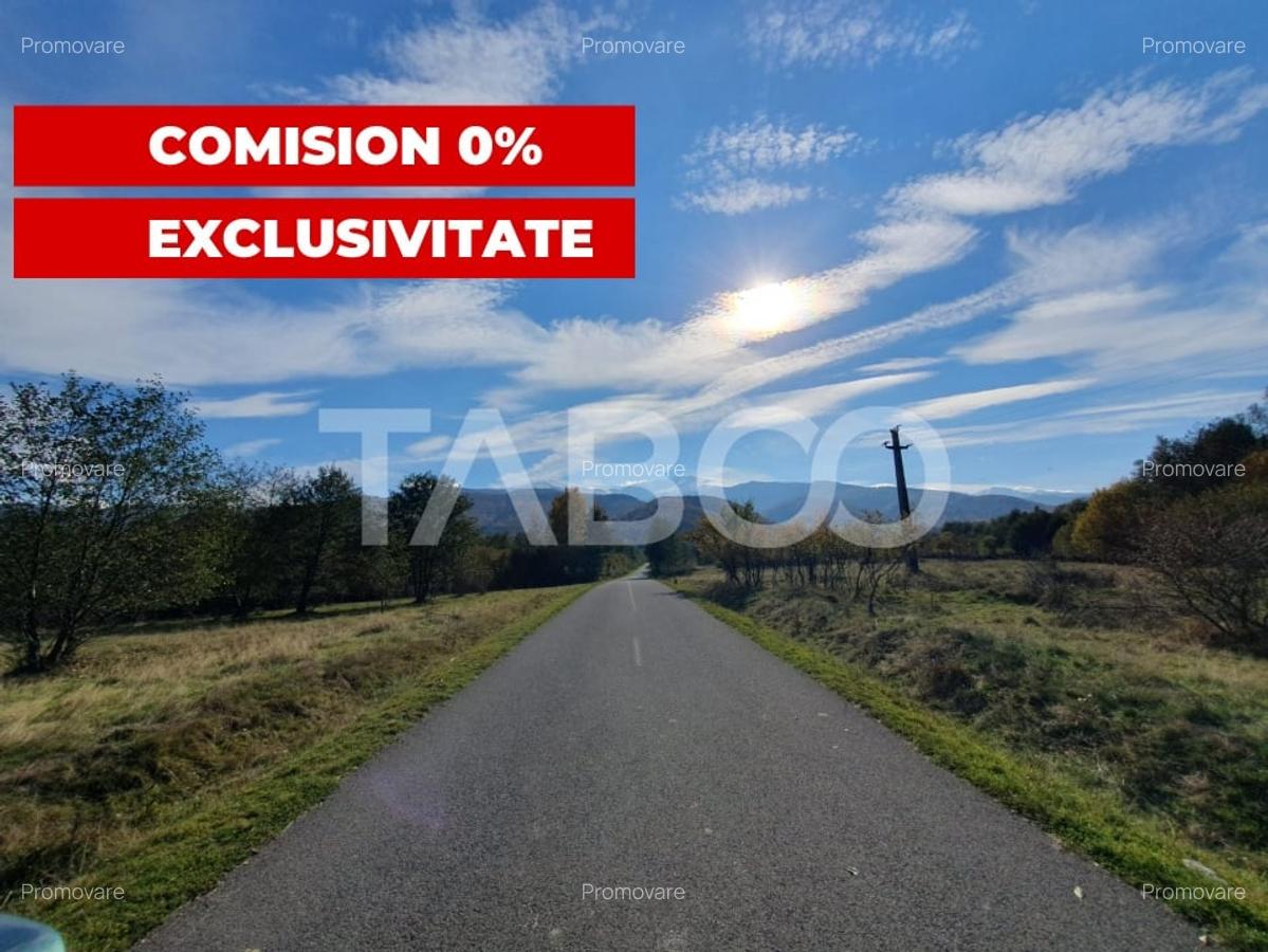 Teren in suprafata de 2990 mp cu vedere la munte zona turistica Lisa - 1
