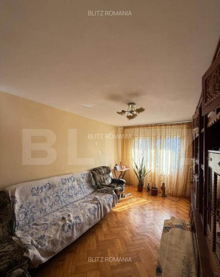 Apartament cu 2 camere si 2 balcoane, decomandat - 1 Apartament cu 2 camere si 2 balcoane, decomandat - 1