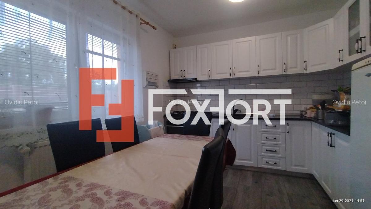 Casa individuala 4 camere, Zona Freidorf - Garaj, 2 fronturi stradale - 18