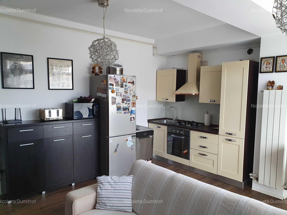 Apartament cochet,curat, 3 camere, loc parcare, et1, Tomis Plus, 699 euro - 2