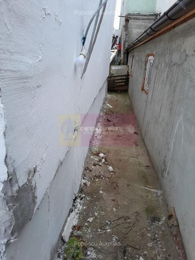 Casa 2 cam la 135k eur de vz. in Giulesti (sau schimb cu ap.3 cam) - 21