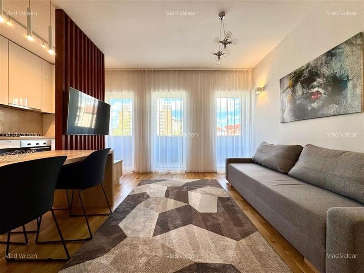 Apartament 3 camere,  Parcare Subterana, zona Grand Hotel Italia - 4