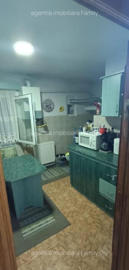 Apartament cu 3 Camere in Obcini - 2