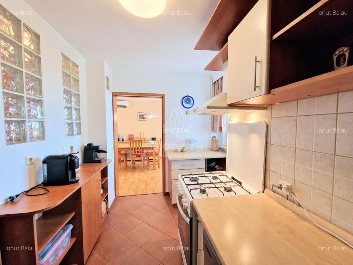 3 camere (transformat din 4 cam.) | 80 mp utili + 10mp balcon | Metrou | - 7
